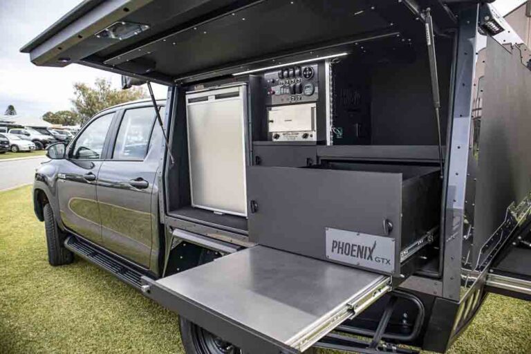 Read more about the article Toyota Hilux – GTX Canopy
